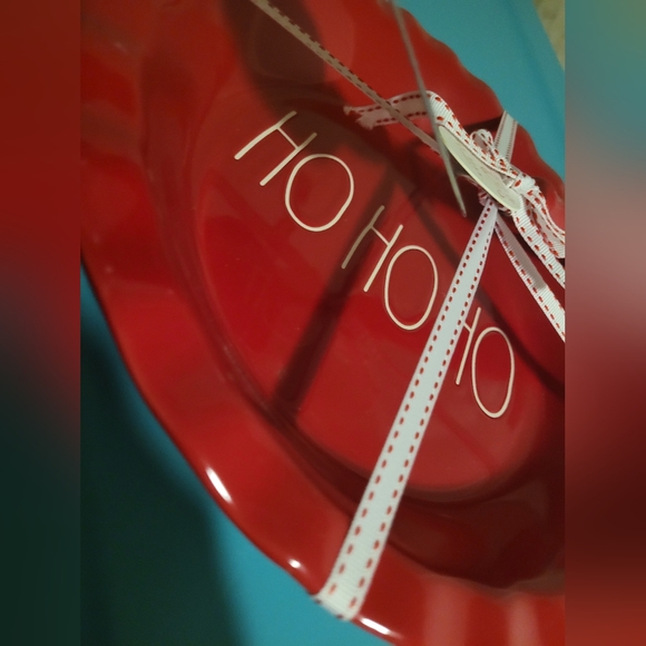Rae Dunn Pie Plate with Serving Spatula - Picture 3 of 3